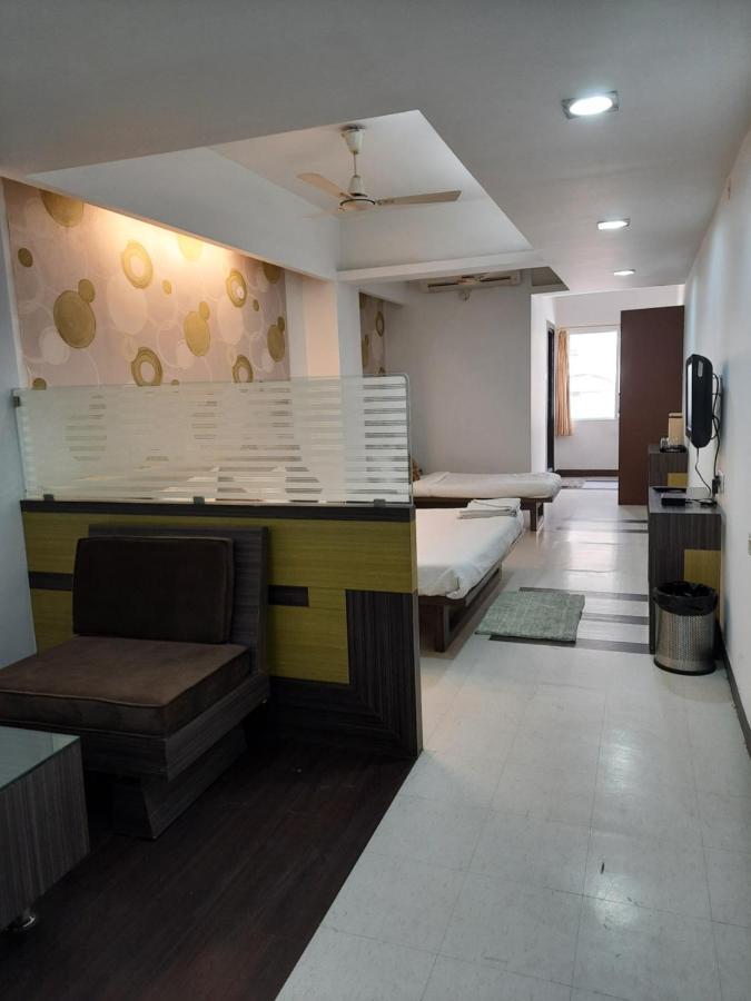 Hotel Grand Suites Indore Eksteriør bilde