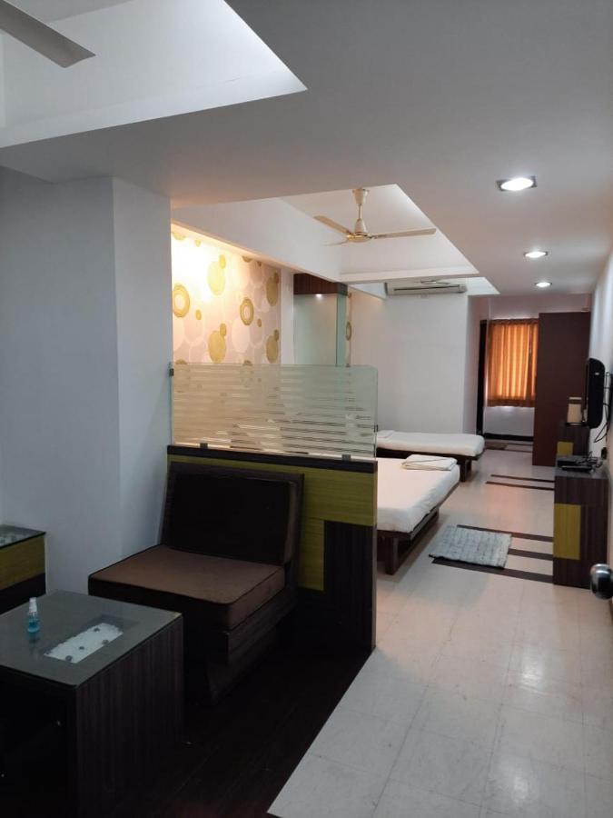 Hotel Grand Suites Indore Eksteriør bilde