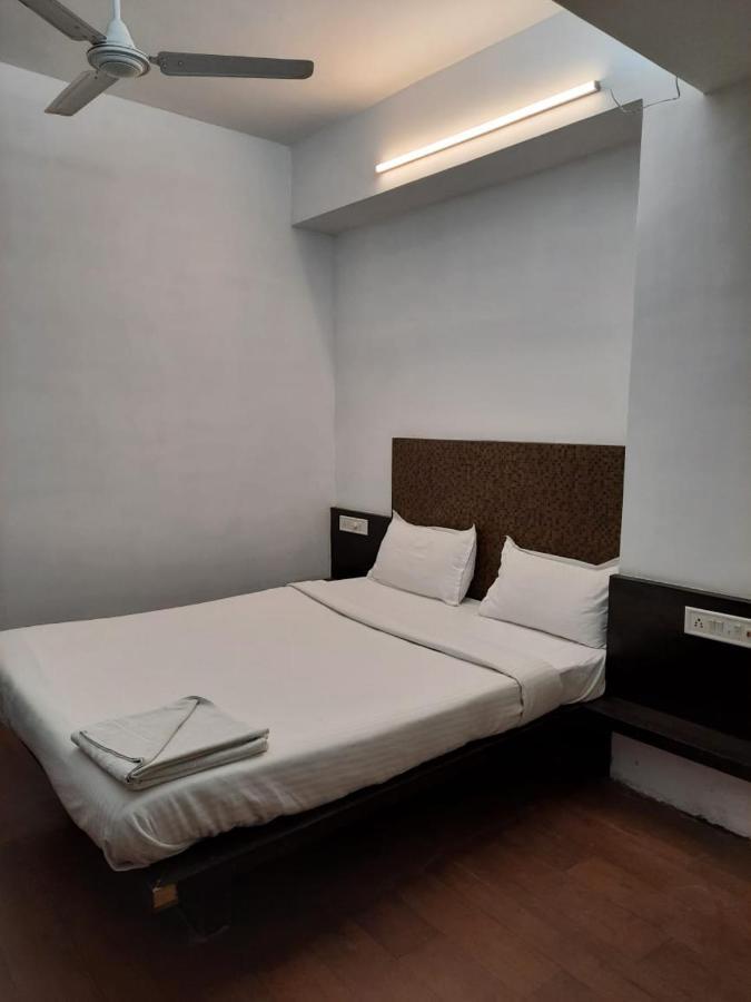 Hotel Grand Suites Indore Eksteriør bilde